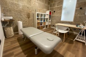 centro de fisioterapia en vigo con camilla